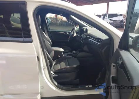 2024 Ford Escape St-Line from USA, damaged, VIN 1FMCU0MZ8RUB14341